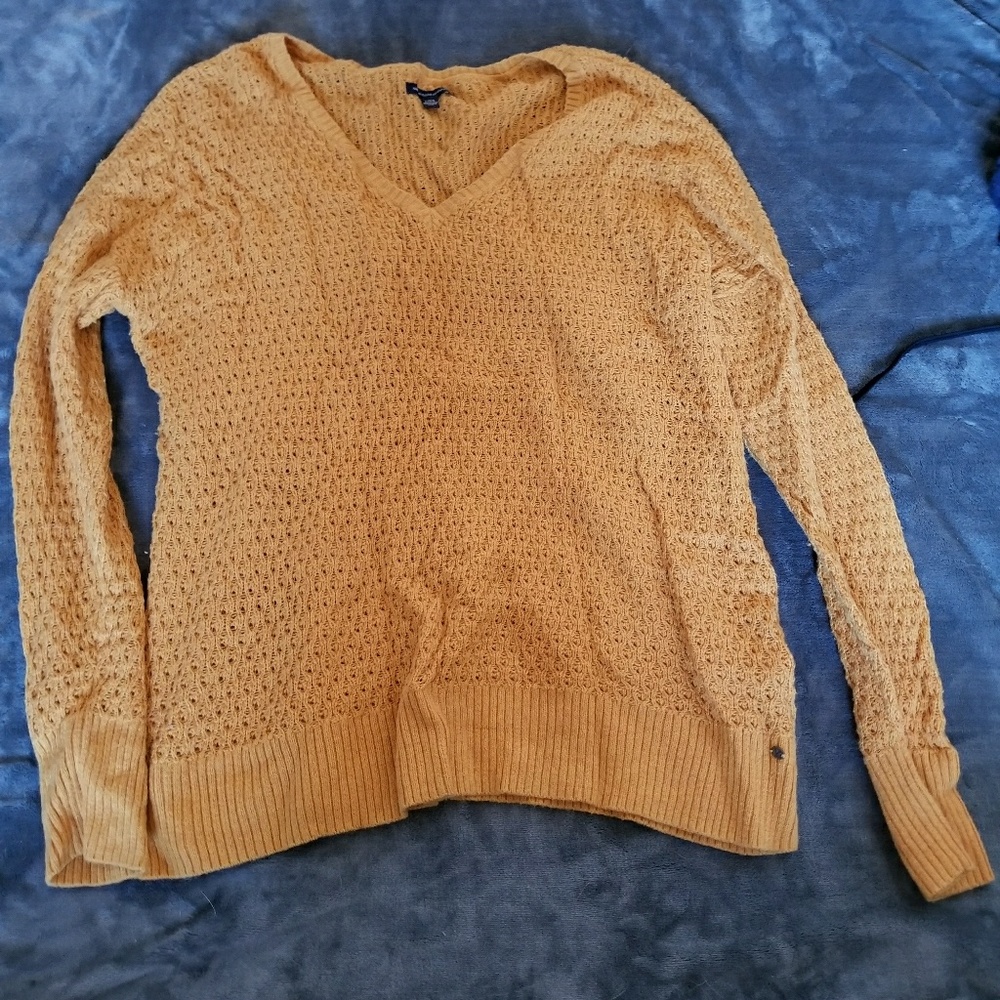 V neck sweater